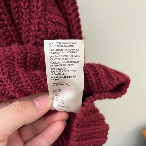 Free People Swim To Deep Turtle Neck Sweater Deep Red Chunky Knit Women's XS - Picture 12 of 13